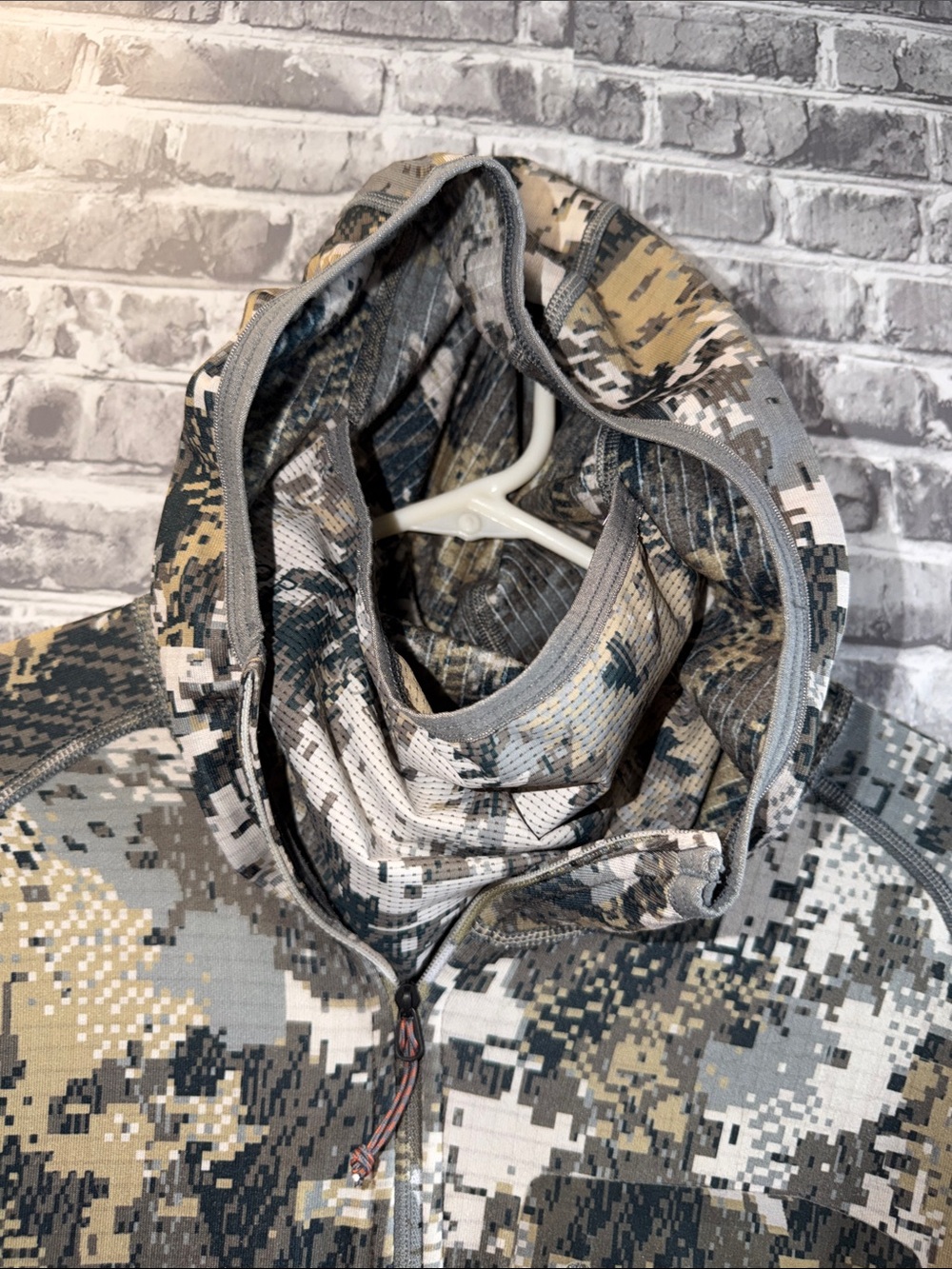 Sitka quarter zip pullover hoodie - Picture 4 of 11